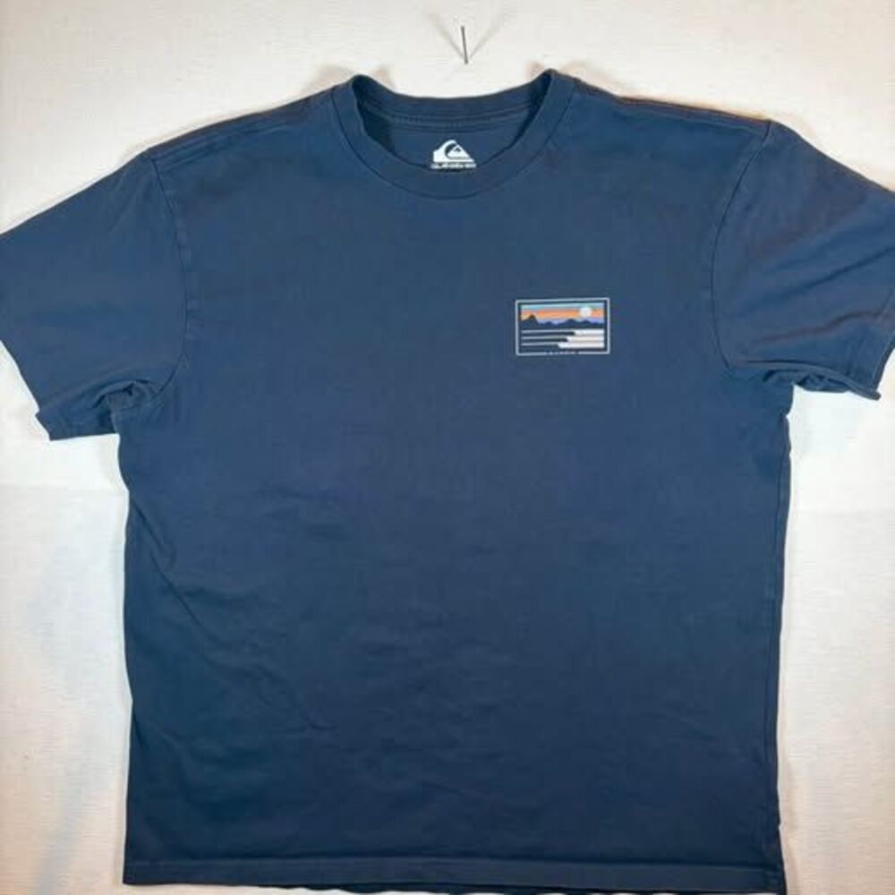 Quiksilver Navy Blue Graphic T-Shirt - Size Large